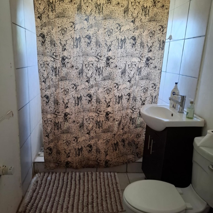 2 Bedroom Property for Sale in Trompsburg Free State